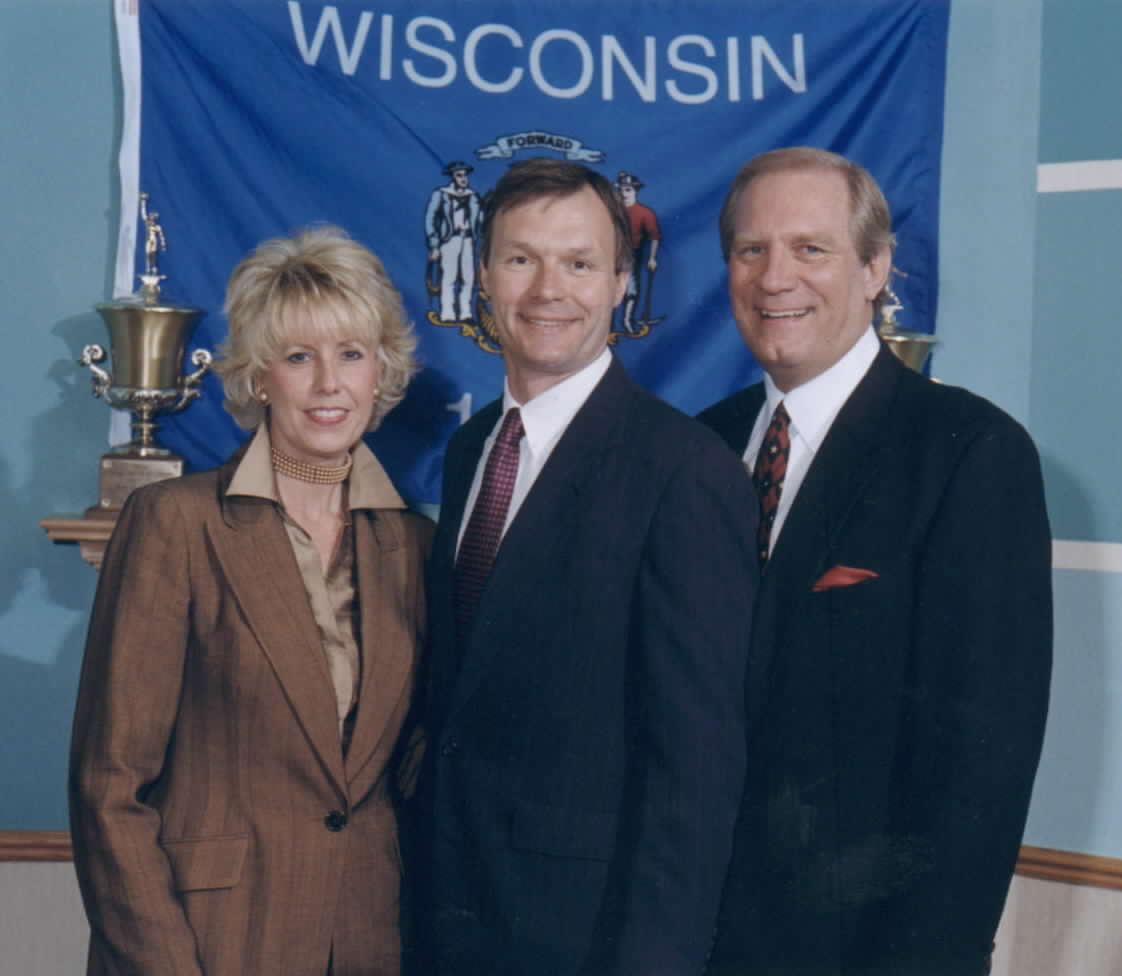 Curt Gielow and wife, Mary, with Gov. Scott McCallum